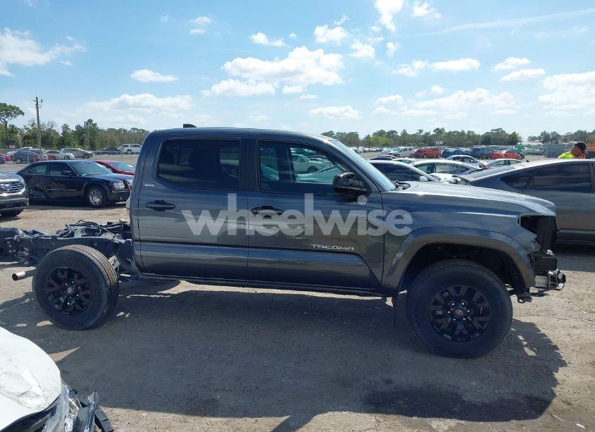 Photo 14 of 2020 Toyota Tacoma SR5 V6 (VIN 3TMAZ5CN0LM118999)