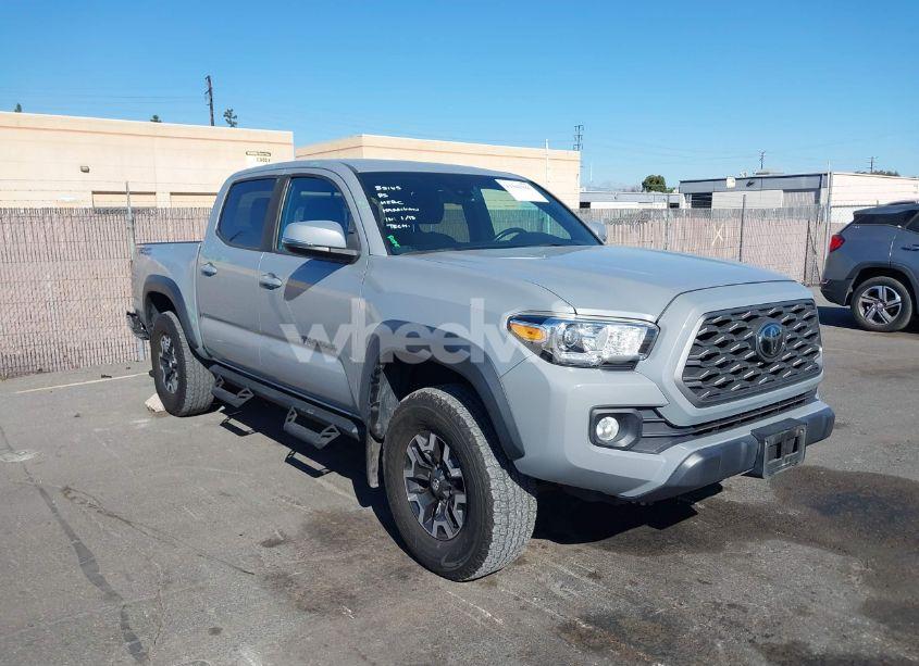 2021 Toyota Tacoma TRD OFF-ROAD (VIN 3TMAZ5CN0MM140633) main photo