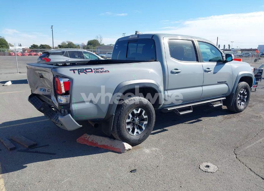 Photo 4 of 2021 Toyota Tacoma TRD OFF-ROAD (VIN 3TMAZ5CN0MM140633)