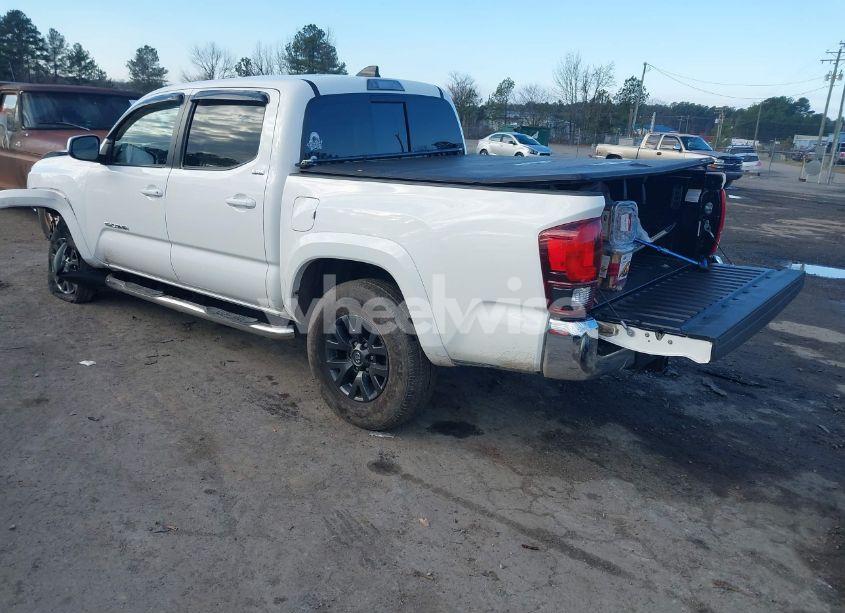 Photo 3 of 2021 Toyota Tacoma SR5 V6 (VIN 3TMAZ5CN0MM160087)