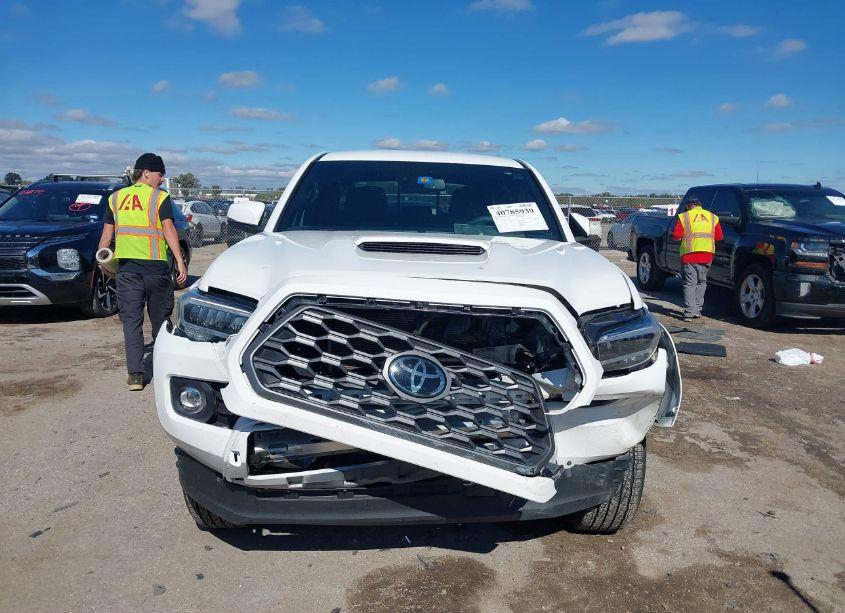 Photo 13 of 2023 Toyota Tacoma TRD SPORT (VIN 3TMAZ5CN0PM211933)