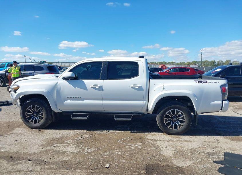 Photo 15 of 2023 Toyota Tacoma TRD SPORT (VIN 3TMAZ5CN0PM211933)