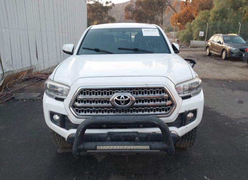 Photo 13 of 2016 Toyota Tacoma TRD OFF ROAD (VIN 3TMAZ5CN1GM026080)