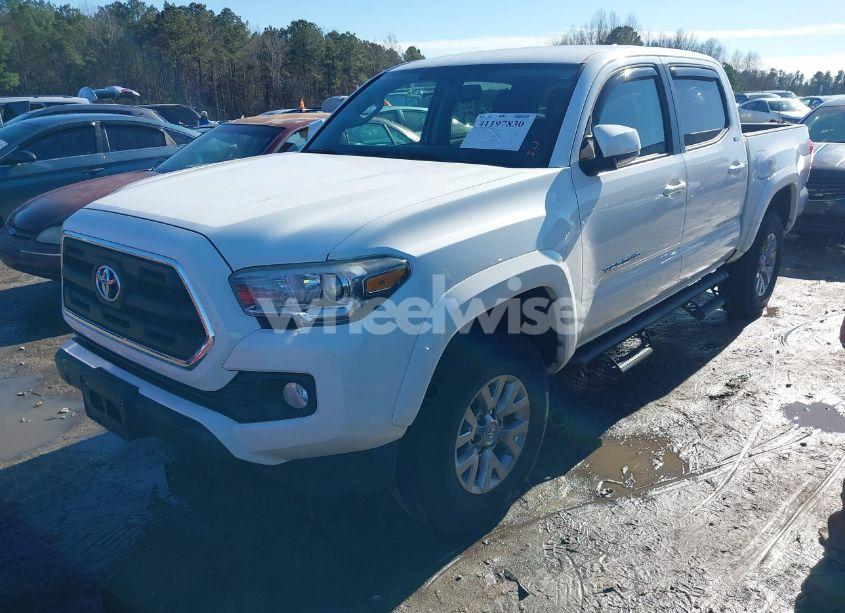 Photo 2 of 2017 Toyota Tacoma SR5 V6 (VIN 3TMAZ5CN1HM042569)