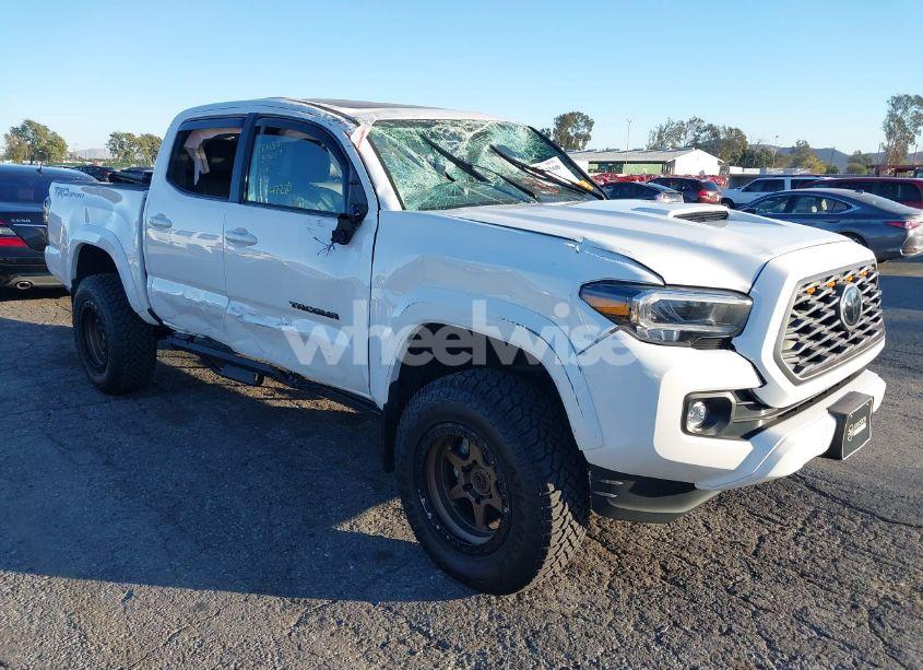 2021 Toyota Tacoma TRD SPORT (VIN 3TMAZ5CN1MM141368) main photo