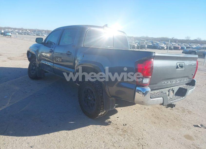 Photo 3 of 2022 Toyota Tacoma SR5 V6 (VIN 3TMAZ5CN1NM177093)