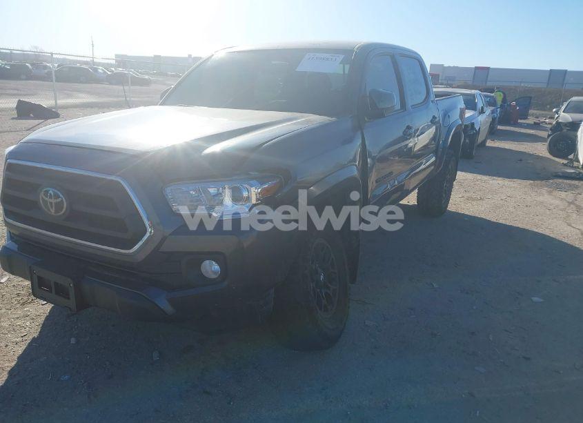 Photo 6 of 2022 Toyota Tacoma SR5 V6 (VIN 3TMAZ5CN1NM177093)