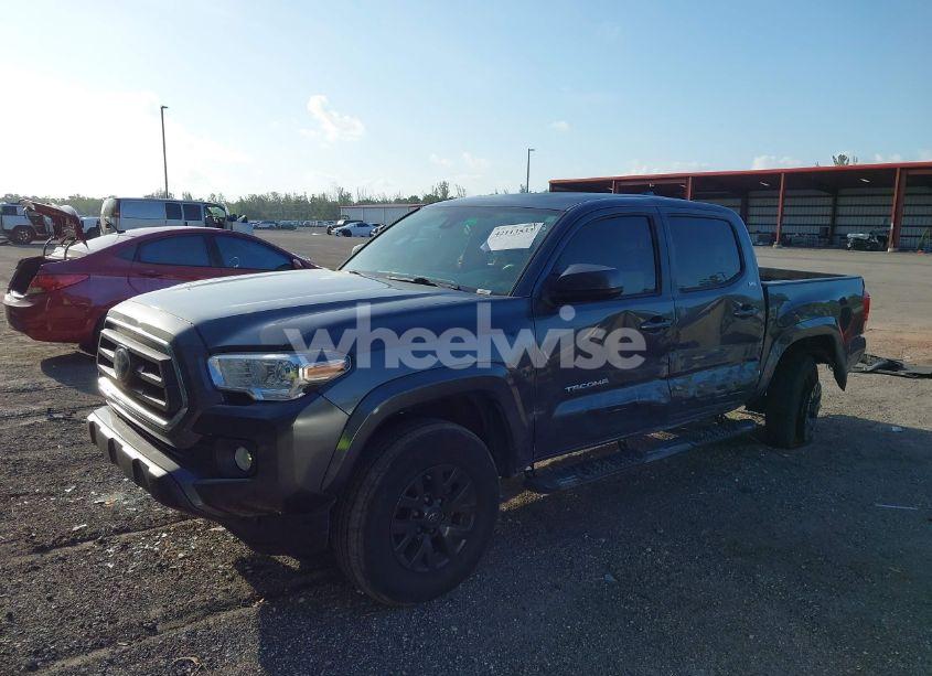 Photo 2 of 2022 Toyota Tacoma SR5 V6 (VIN 3TMAZ5CN1NM189003)