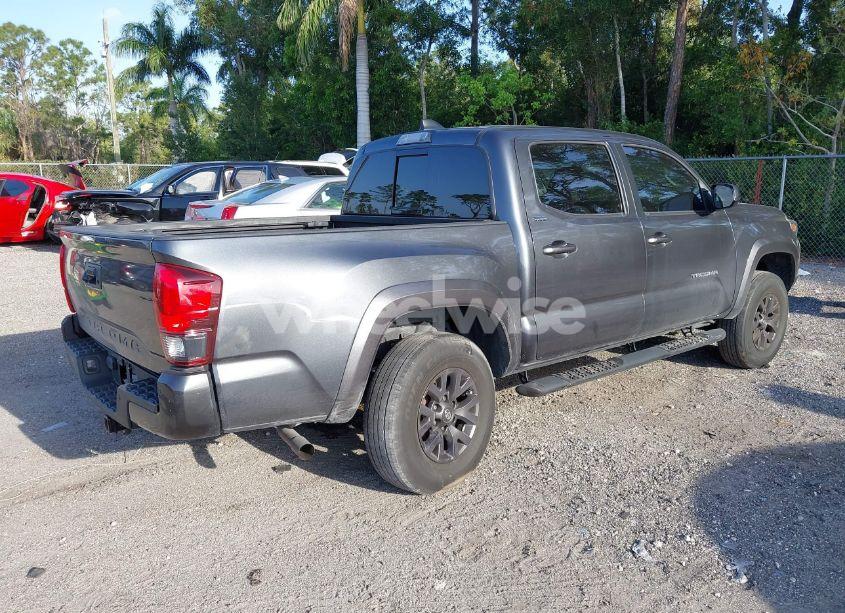 Photo 4 of 2022 Toyota Tacoma SR5 V6 (VIN 3TMAZ5CN1NM189003)