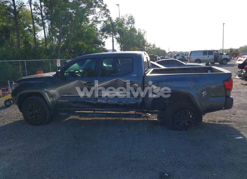 Photo 6 of 2022 Toyota Tacoma SR5 V6 (VIN 3TMAZ5CN1NM189003)