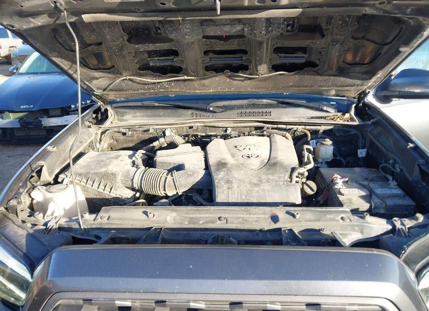 Photo 10 of 2023 Toyota Tacoma DOUBLE CAB/SR5/TRD SPORT/TRD OFF ROAD (VIN 3TMAZ5CN1PM204201)