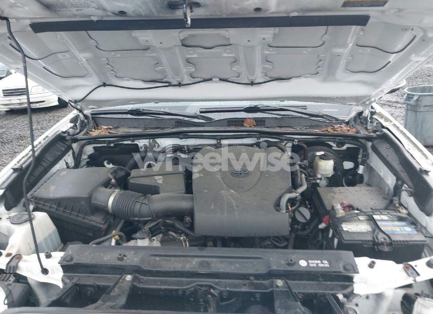 Photo 10 of 2016 Toyota Tacoma TRD OFF ROAD (VIN 3TMAZ5CN2GM010468)
