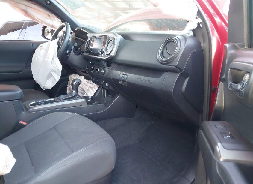 Photo 5 of 2017 Toyota Tacoma TRD OFF ROAD (VIN 3TMAZ5CN2HM036795)