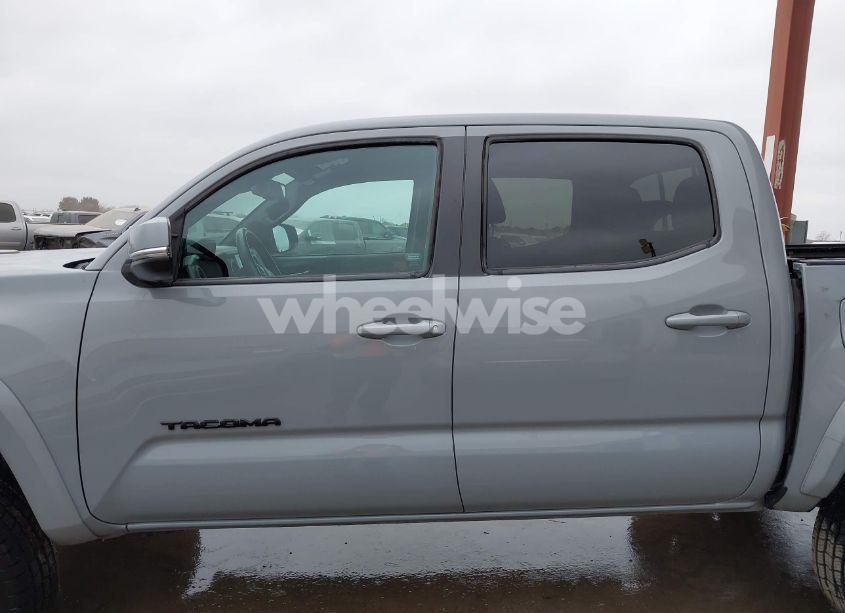 Photo 15 of 2019 Toyota Tacoma (VIN 3TMAZ5CN2KM098933)
