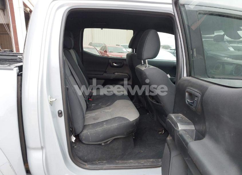 Photo 8 of 2019 Toyota Tacoma (VIN 3TMAZ5CN2KM098933)