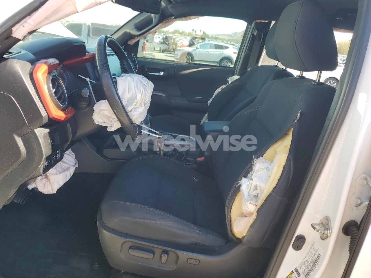 Photo 7 of 2020 TOYOTA TACOMA DOUBLE CAB (VIN 3TMAZ5CN2LM115795)