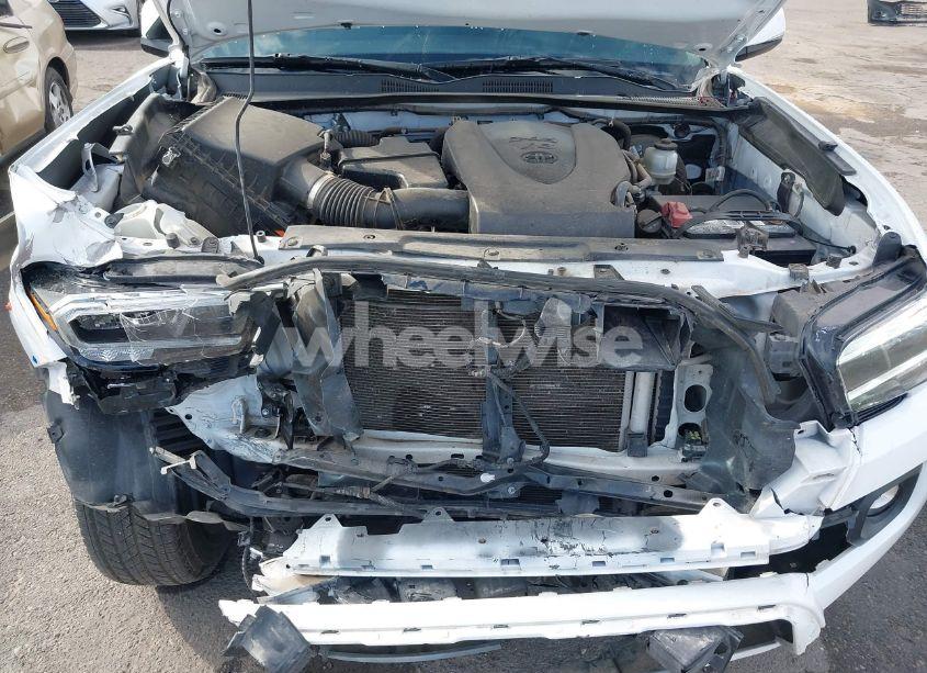 Photo 10 of 2020 Toyota Tacoma TRD OFF-ROAD (VIN 3TMAZ5CN2LM133990)