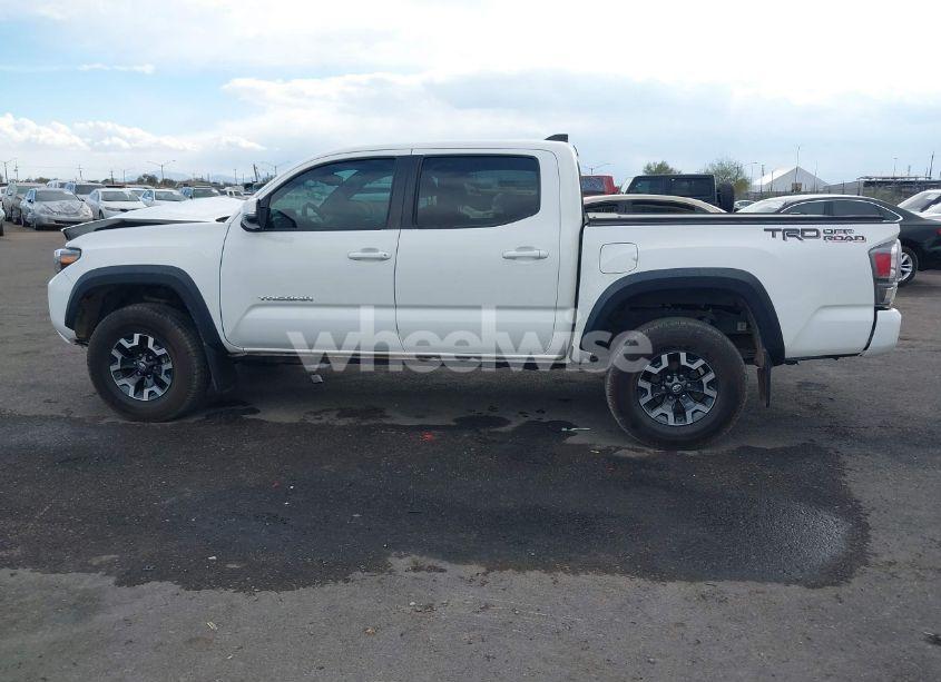 Photo 15 of 2020 Toyota Tacoma TRD OFF-ROAD (VIN 3TMAZ5CN2LM133990)