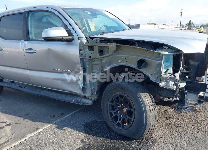 Photo 18 of 2022 Toyota Tacoma SR5 V6 (VIN 3TMAZ5CN2NM163350)