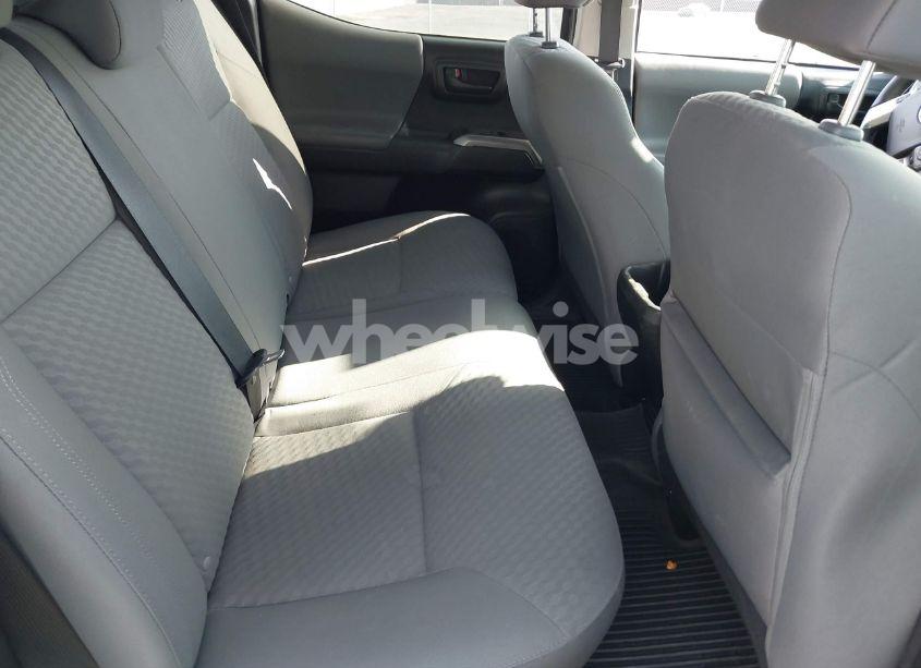 Photo 8 of 2022 Toyota Tacoma SR5 V6 (VIN 3TMAZ5CN2NM163350)