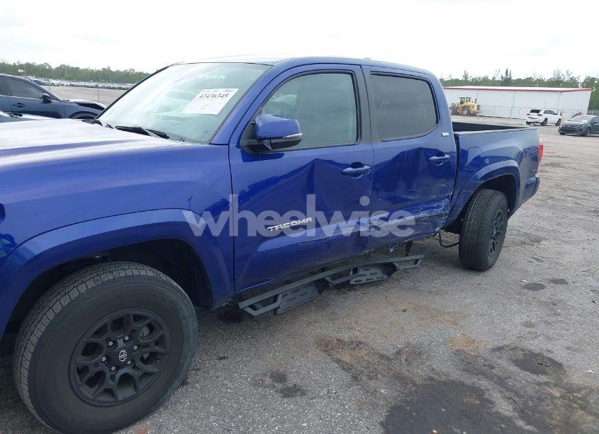 Photo 6 of 2022 Toyota Tacoma SR5 V6 (VIN 3TMAZ5CN2NM179466)