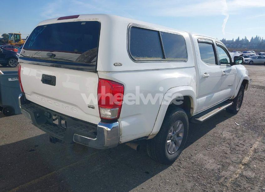 Photo 4 of 2017 Toyota Tacoma SR5 V6 (VIN 3TMAZ5CN3HM045330)