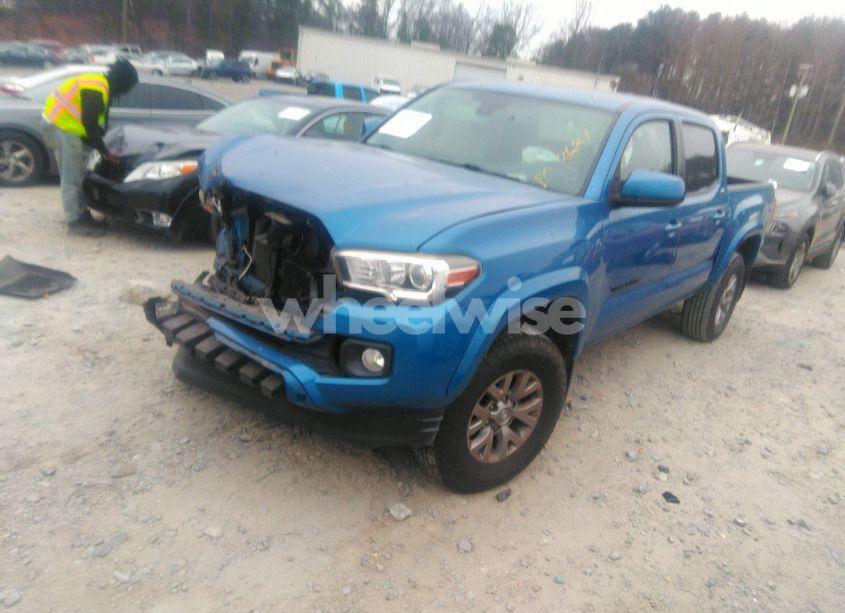 Photo 2 of 2018 Toyota Tacoma SR5 V6 (VIN 3TMAZ5CN3JM066409)