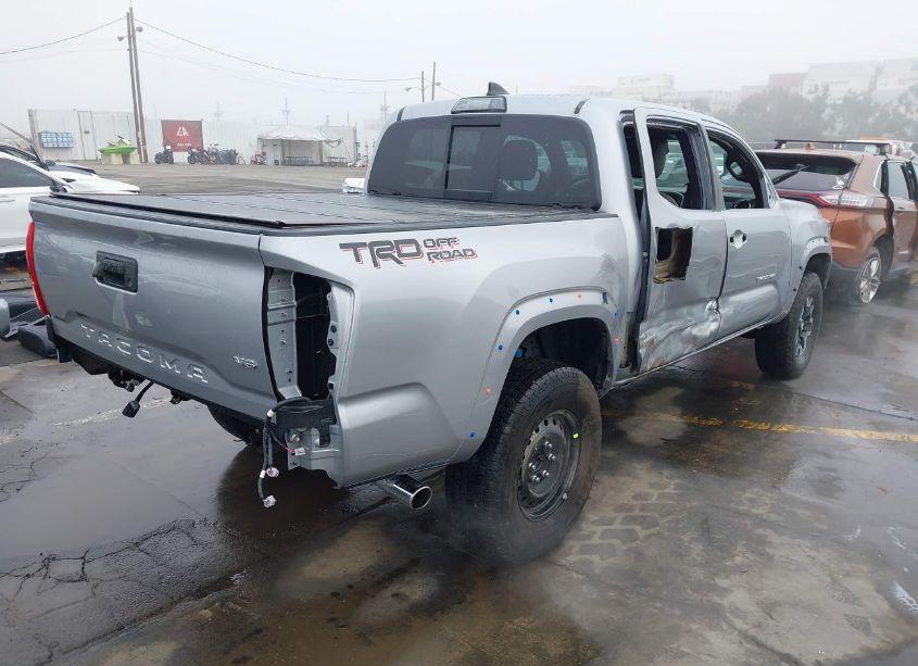 Photo 4 of 2019 Toyota Tacoma TRD OFF ROAD (VIN 3TMAZ5CN3KM084037)