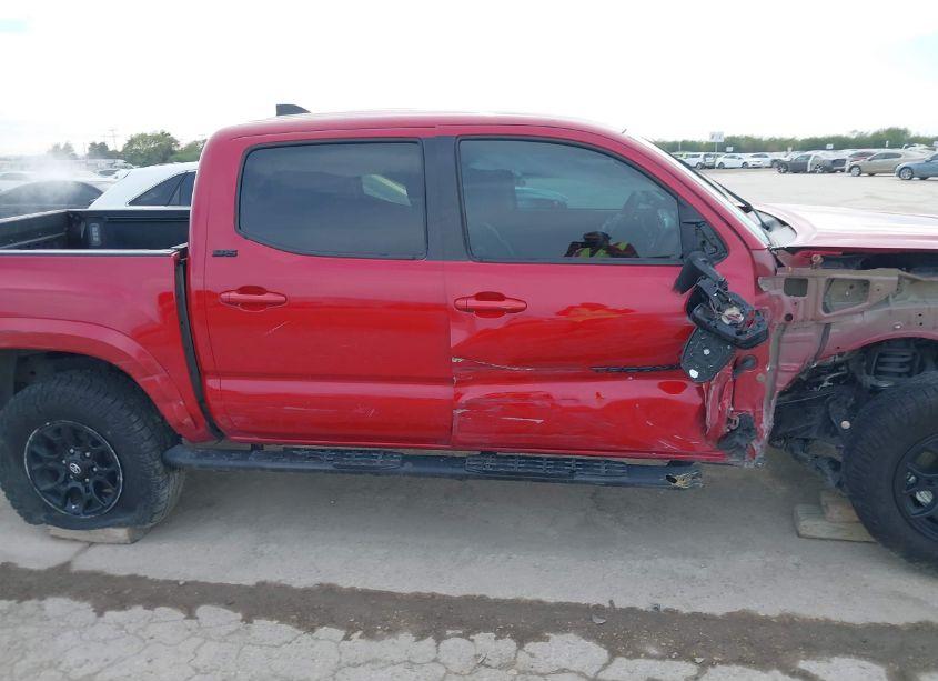 Photo 14 of 2020 Toyota Tacoma SR5 V6 (VIN 3TMAZ5CN3LM139670)