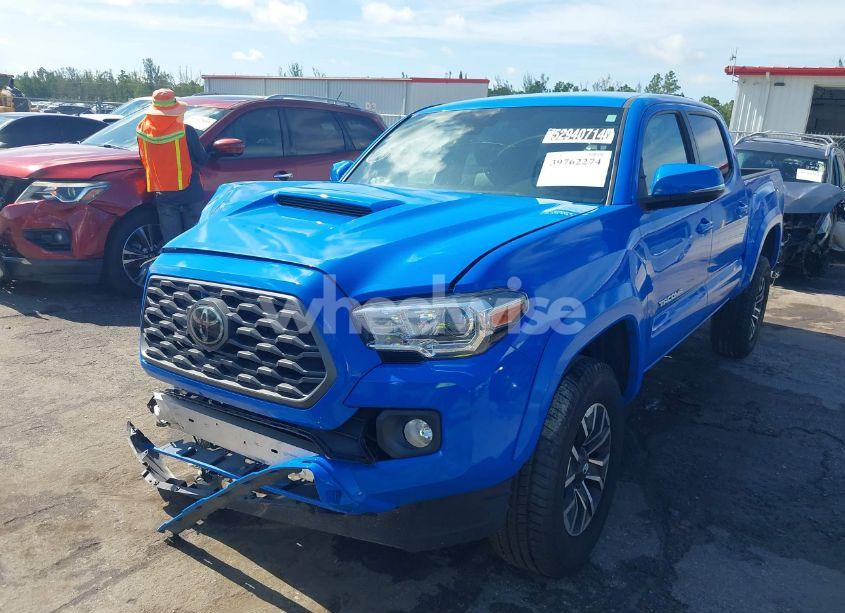 Photo 2 of 2021 Toyota Tacoma (VIN 3TMAZ5CN3MM145583)