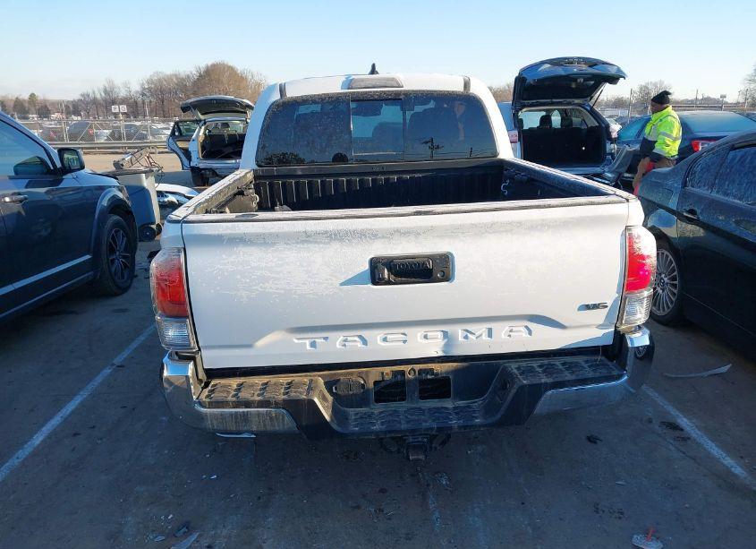 Photo 16 of 2023 Toyota Tacoma TRD OFF ROAD (VIN 3TMAZ5CN3PM213529)