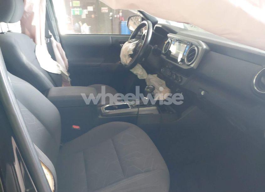 Photo 5 of 2016 Toyota Tacoma TRD SPORT (VIN 3TMAZ5CN4GM024727)