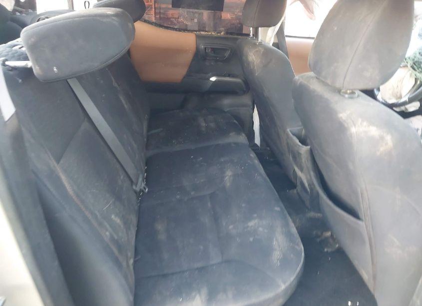Photo 8 of 2019 Toyota Tacoma SR5 V6 (VIN 3TMAZ5CN4KM091658)