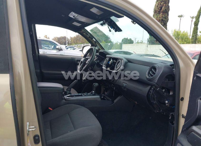 Photo 5 of 2019 Toyota Tacoma TRD SPORT (VIN 3TMAZ5CN4KM095046)