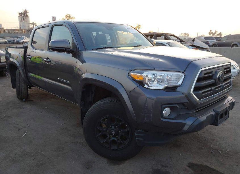 2019 Toyota Tacoma SR5 V6 (VIN 3TMAZ5CN4KM097797) main photo