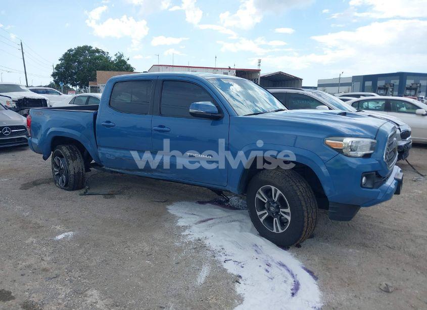 2019 Toyota Tacoma TRD SPORT (VIN 3TMAZ5CN4KM102545) main photo