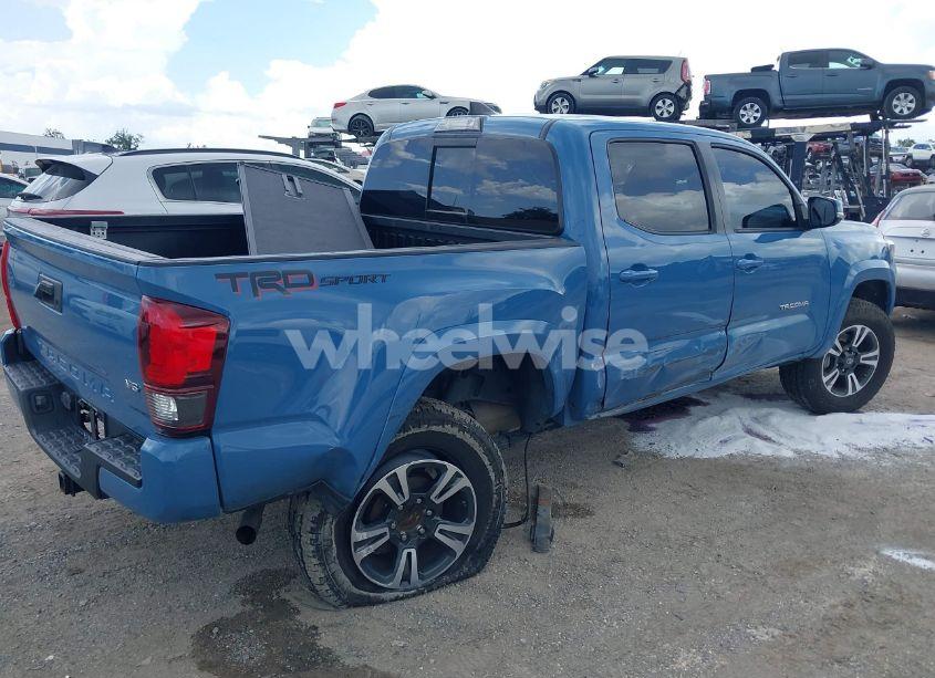 Photo 4 of 2019 Toyota Tacoma TRD SPORT (VIN 3TMAZ5CN4KM102545)