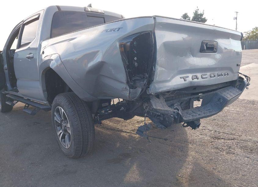 Photo 12 of 2019 Toyota Tacoma TRD SPORT (VIN 3TMAZ5CN4KM105221)