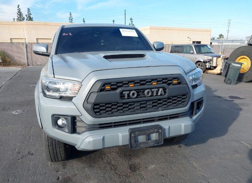 Photo 13 of 2019 Toyota Tacoma TRD SPORT (VIN 3TMAZ5CN4KM105221)