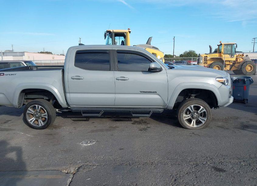 Photo 14 of 2019 Toyota Tacoma TRD SPORT (VIN 3TMAZ5CN4KM105221)