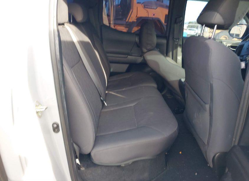 Photo 8 of 2019 Toyota Tacoma TRD SPORT (VIN 3TMAZ5CN4KM105221)