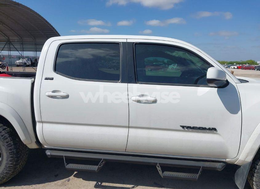 Photo 14 of 2022 Toyota Tacoma SR5 V6 (VIN 3TMAZ5CN4NM165679)