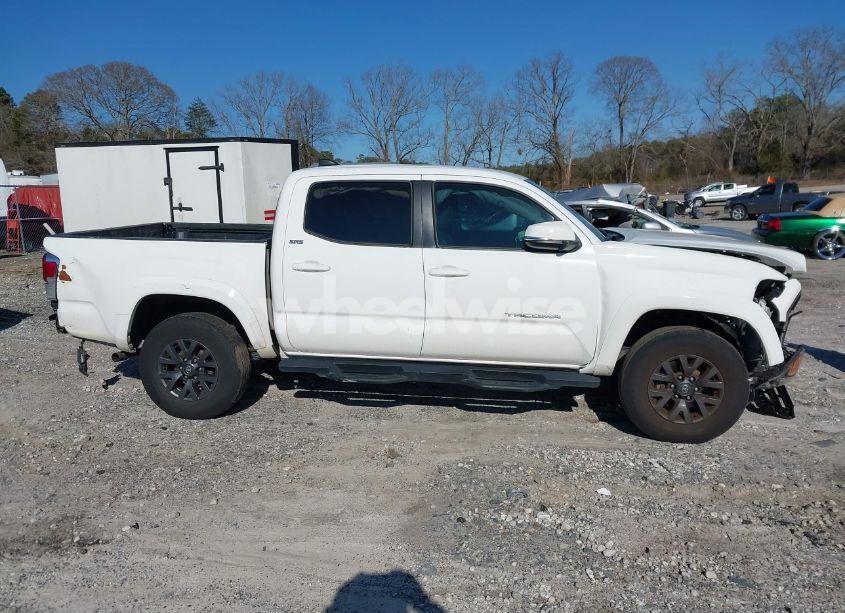 Photo 13 of 2022 Toyota Tacoma SR5 V6 (VIN 3TMAZ5CN4NM166542)
