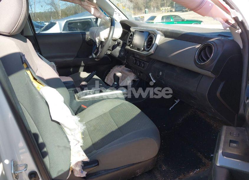 Photo 5 of 2022 Toyota Tacoma SR5 V6 (VIN 3TMAZ5CN4NM166542)