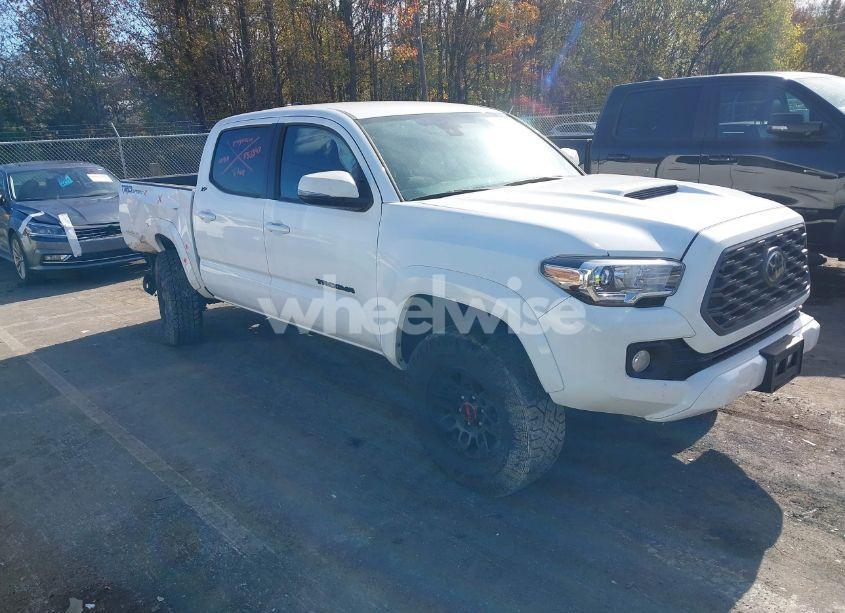 2022 Toyota Tacoma TRD SPORT (VIN 3TMAZ5CN4NM176505) main photo