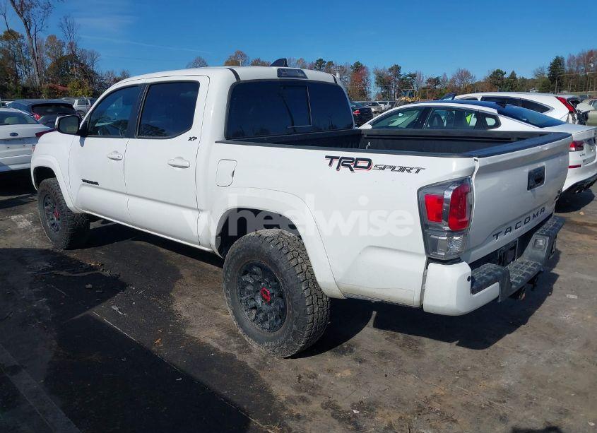 Photo 3 of 2022 Toyota Tacoma TRD SPORT (VIN 3TMAZ5CN4NM176505)