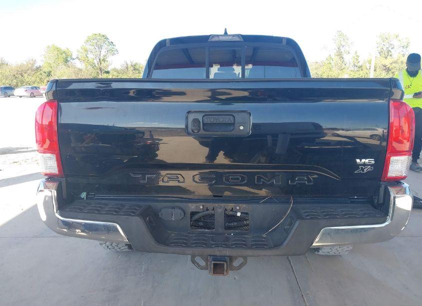 Photo 16 of 2016 Toyota Tacoma SR5 V6 (VIN 3TMAZ5CN5GM001439)