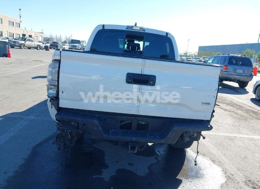 Photo 6 of 2016 Toyota Tacoma TRD OFF ROAD (VIN 3TMAZ5CN5GM014661)