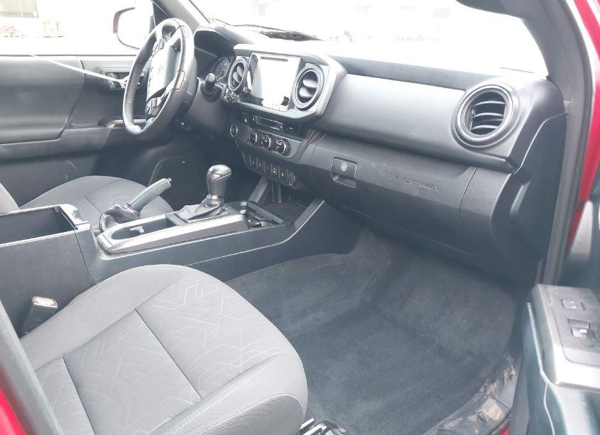 Photo 5 of 2017 Toyota Tacoma (VIN 3TMAZ5CN5HM026214)