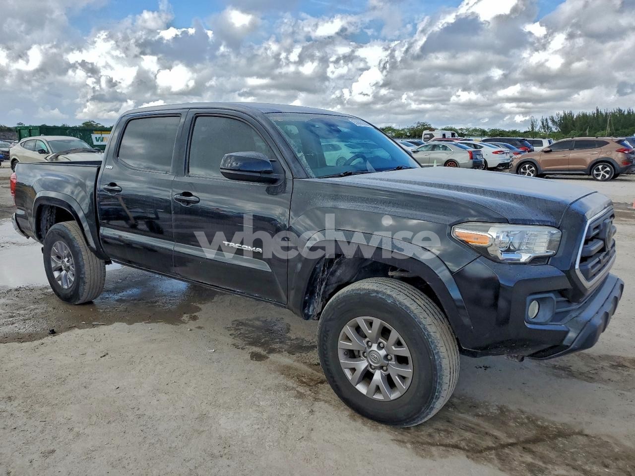 Photo 4 of 2018 TOYOTA TACOMA DOUBLE CAB (VIN 3TMAZ5CN5JM066203)